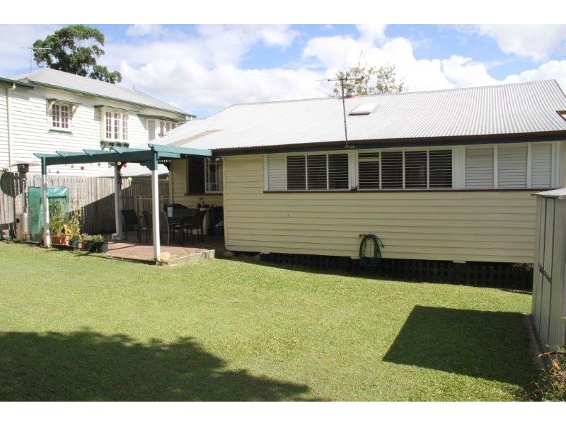137 Eildon Road, Windsor QLD 4030