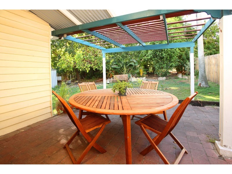 137 Eildon Road, Windsor QLD 4030