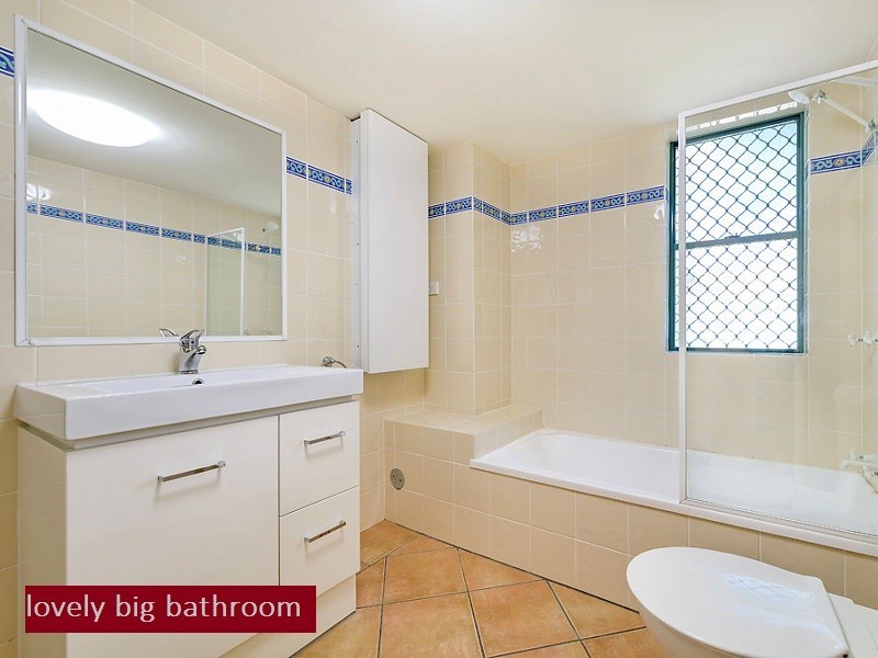 3/11 Sunbrite Avenue, Mermaid Beach QLD 4218