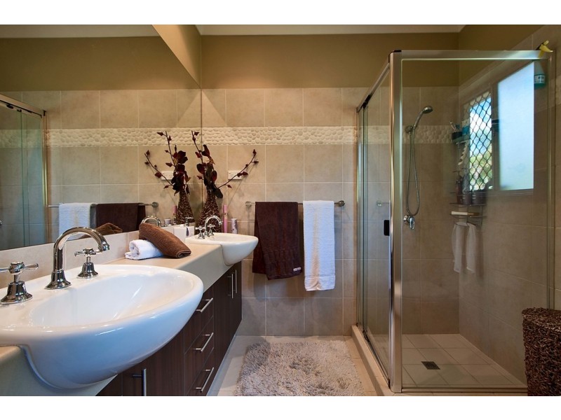 65 Merridown Drive, Merrimac QLD 4226