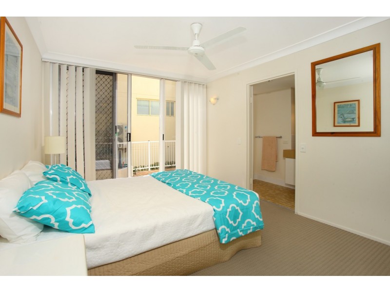 3/ 40 Marine Parade, Miami QLD 4220