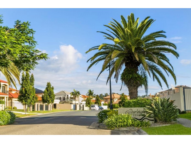 16 Shoalwater Court, Burleigh Waters QLD 4220
