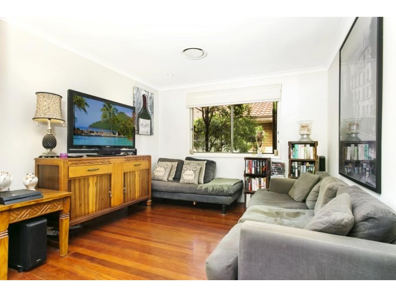 37 Seagull Avenue, Mermaid Beach QLD 4218