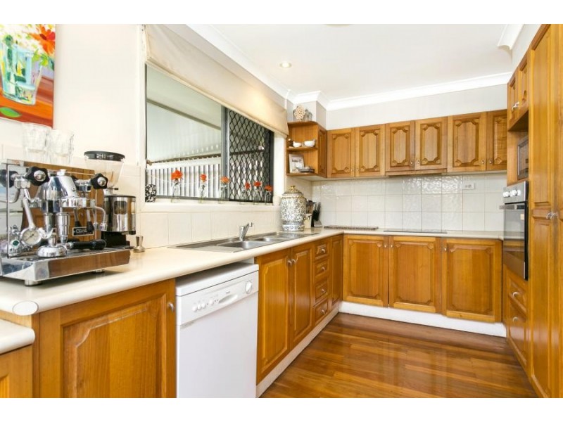 37 Seagull Avenue, Mermaid Beach QLD 4218