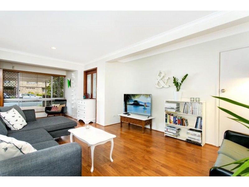 37 Seagull Avenue, Mermaid Beach QLD 4218