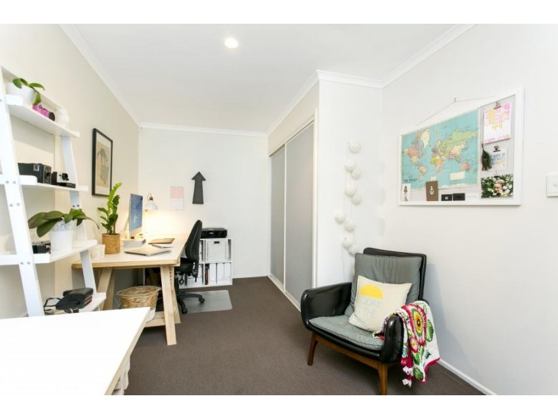 37 Seagull Avenue, Mermaid Beach QLD 4218