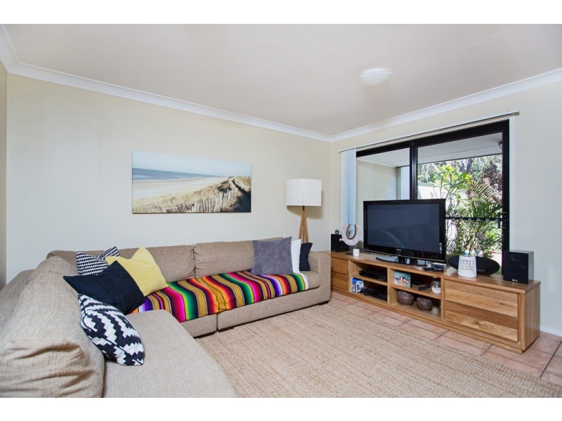 3/4-6 Karri Court, Burleigh Heads QLD 4220