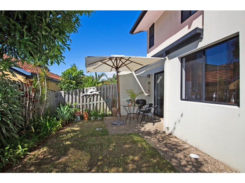 3/4-6 Karri Court, Burleigh Heads QLD 4220