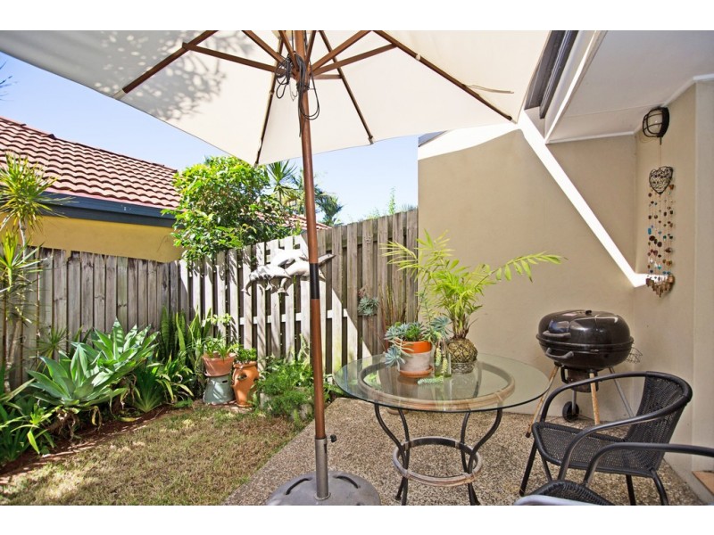 3/4-6 Karri Court, Burleigh Heads QLD 4220