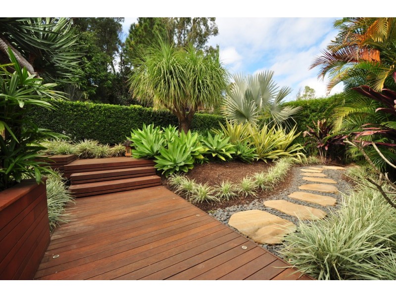 12 Amethyst Court, Carrara QLD 4211