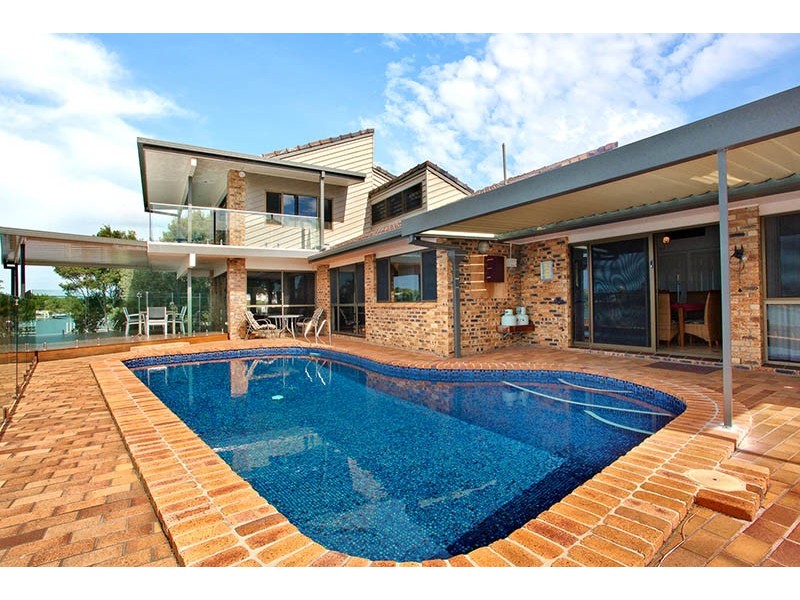 57 Blair Athol Crescent, Sorrento QLD 4217