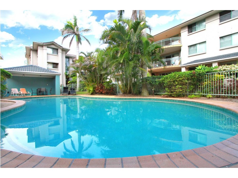6/261 Golden Four Drive, Bilinga QLD 4225