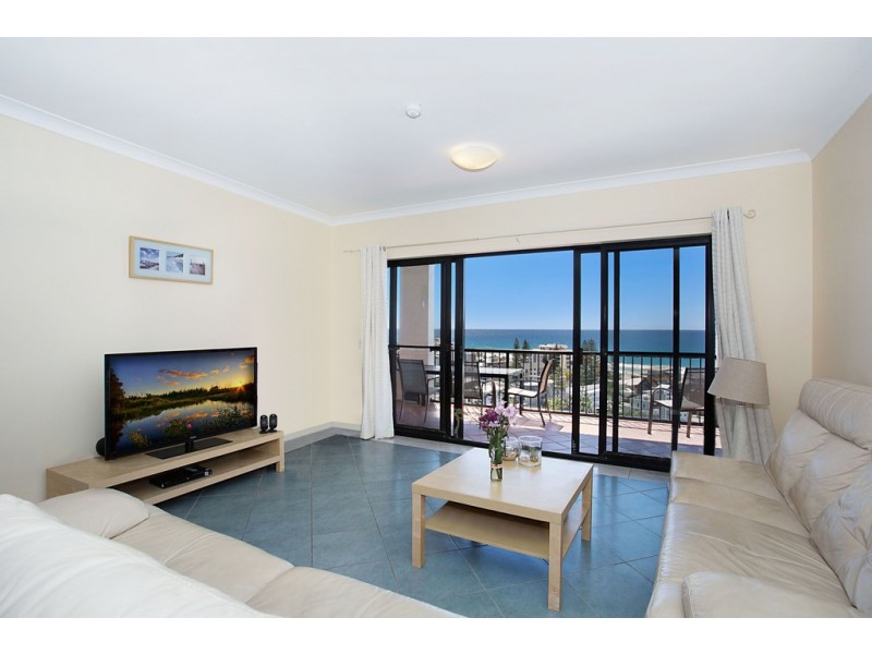 D27 Great Hall Drive, Miami QLD 4220