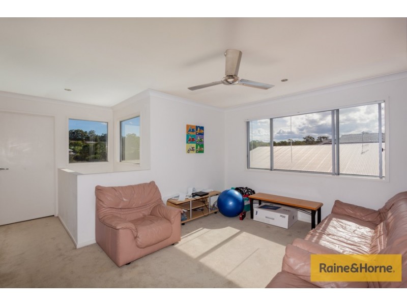 1/32 Marks Drive, Varsity Lakes QLD 4227