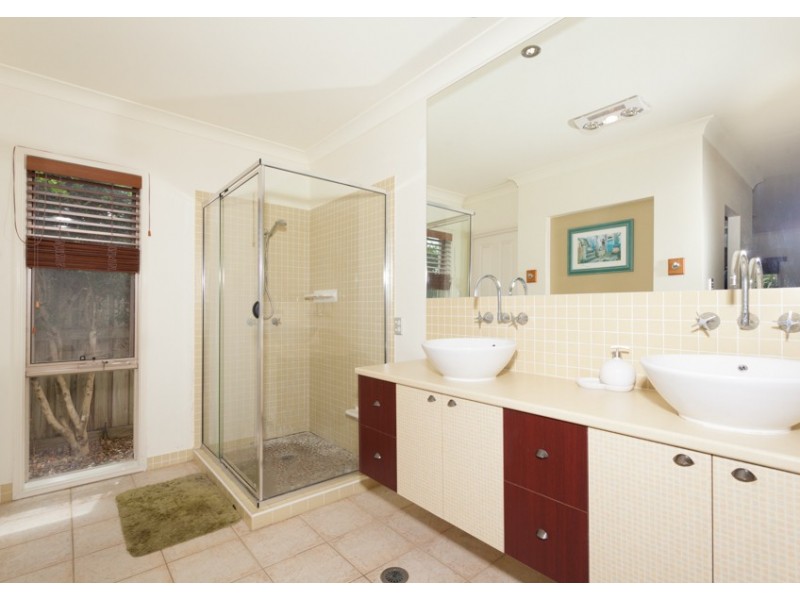 12 Cordata Court, Robina QLD 4226