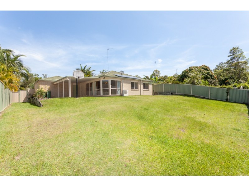 33 Lexington Drive, Worongary QLD 4213
