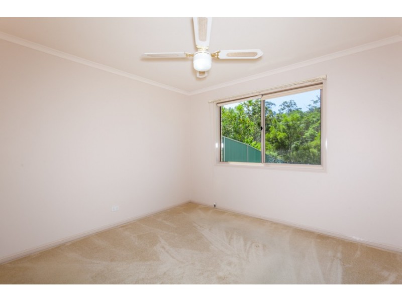 33 Lexington Drive, Worongary QLD 4213