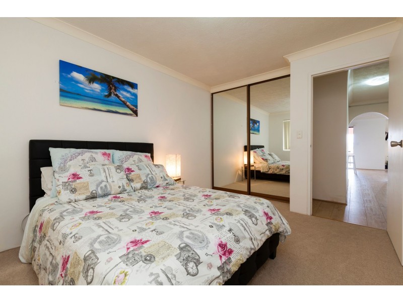 3/41 Duet Drive, Mermaid Waters QLD 4218