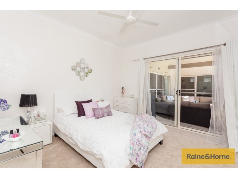 62 Azzurra Drive, Varsity Lakes QLD 4227