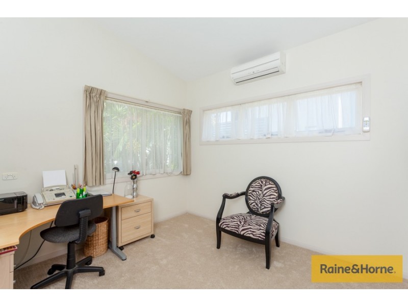 62 Azzurra Drive, Varsity Lakes QLD 4227