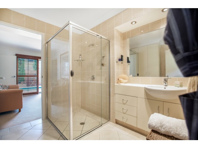 11 Elizabeth Street, Tugun QLD 4224