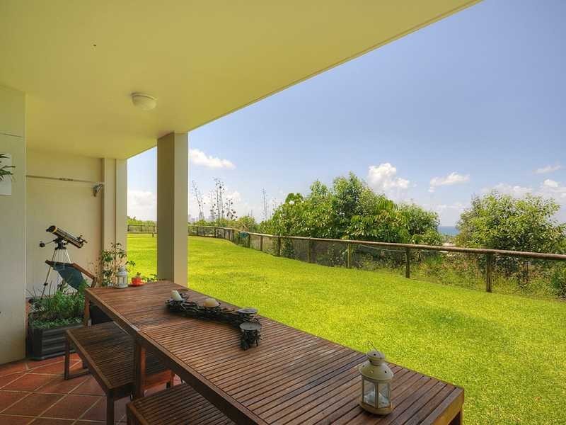 Unit 3D Great Hall Drive, Miami QLD 4220