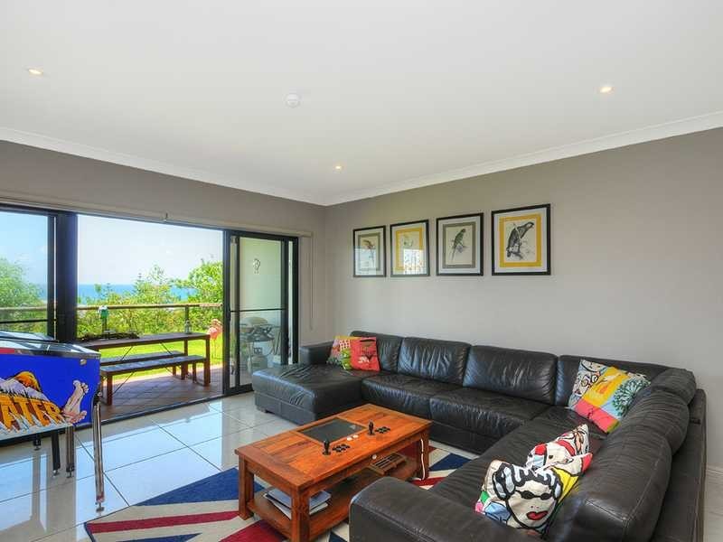 Unit 3D Great Hall Drive, Miami QLD 4220
