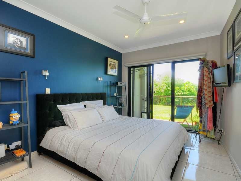Unit 3D Great Hall Drive, Miami QLD 4220