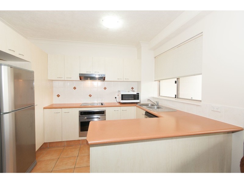 63/2360 Gold Coast Highway, Mermaid Beach QLD 4218