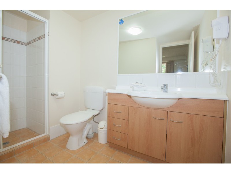 63/2360 Gold Coast Highway, Mermaid Beach QLD 4218