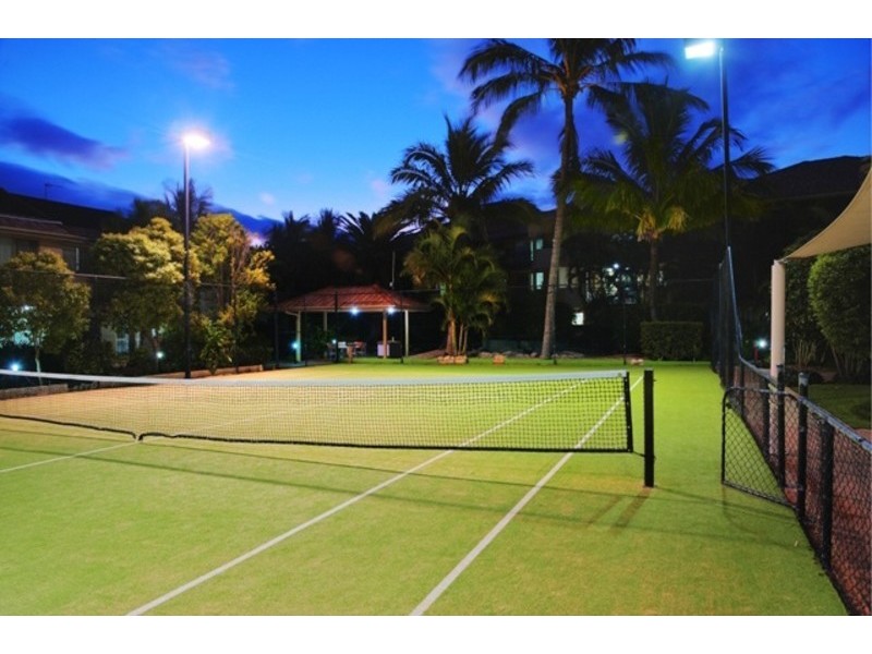 63/2360 Gold Coast Highway, Mermaid Beach QLD 4218