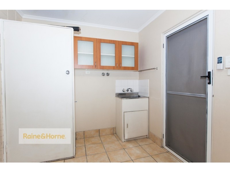 4/18 Peerless Avenue, Mermaid Beach QLD 4218