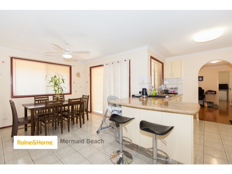 19 Oceanic Drive, Mermaid Waters QLD 4218