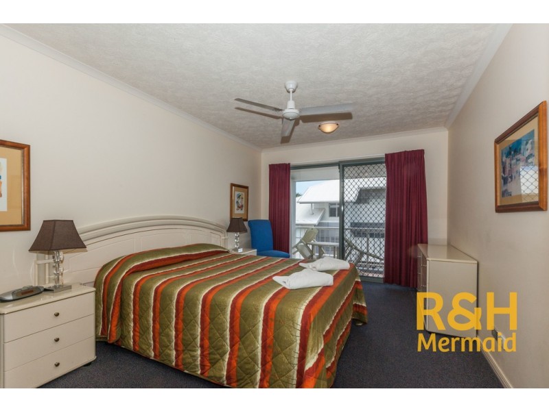 28/2320 Gold Coast Highway, Mermaid Beach QLD 4218