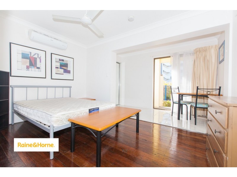 1a/41 Watson Esplanade, Surfers Paradise QLD 4217