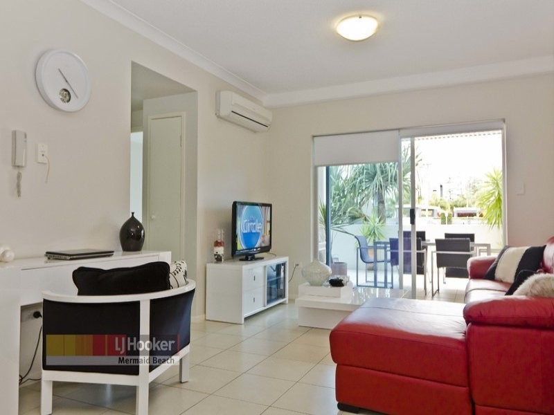 2/2312 Gold Coast Highway, Mermaid Beach QLD 4218