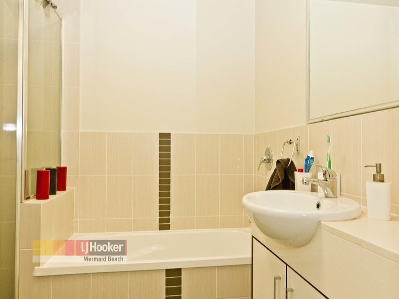 2/2312 Gold Coast Highway, Mermaid Beach QLD 4218