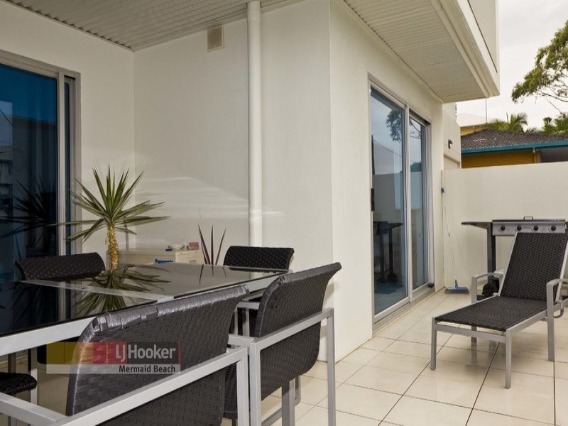 2/2312 Gold Coast Highway, Mermaid Beach QLD 4218