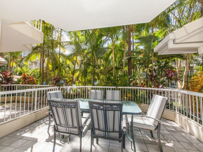 6/27 Wharf Road, Surfers Paradise QLD 4217