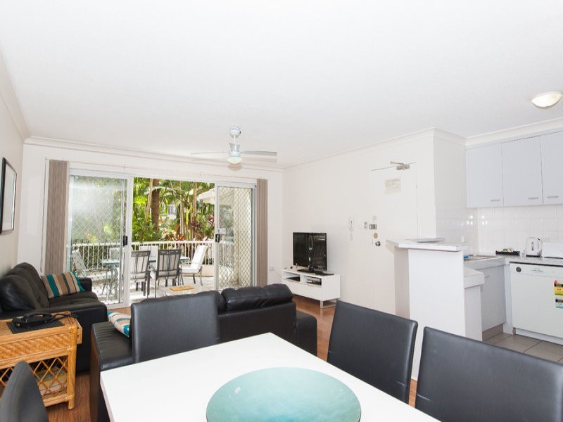 6/27 Wharf Road, Surfers Paradise QLD 4217