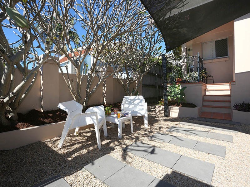 1/60 Palm Beach Avenue, Palm Beach QLD 4221