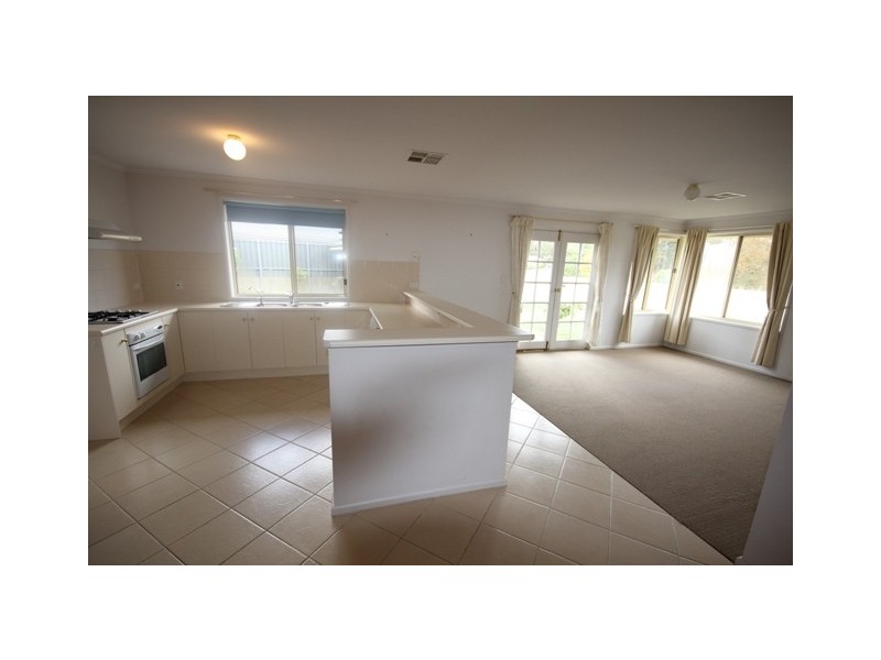 12 John Walk, Flagstaff Hill SA 5159