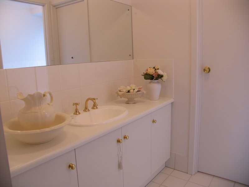 12 John Walk, Flagstaff Hill SA 5159