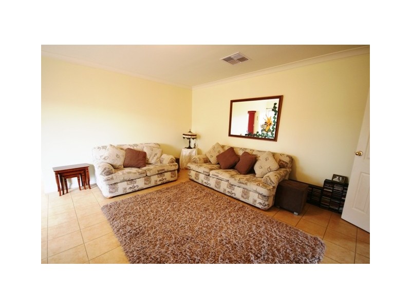 13 Goss Road, Aberfoyle Park SA 5159