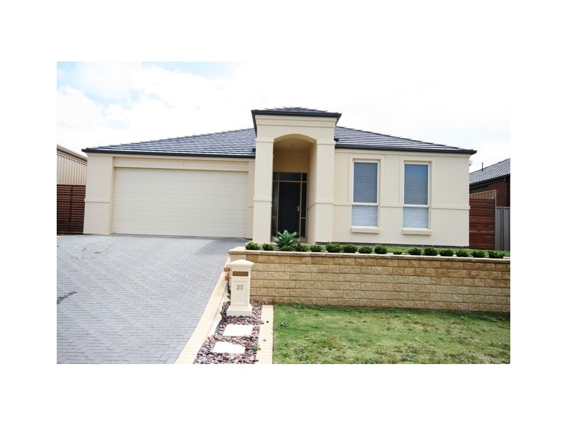 35 CURLEW STREET, Sheidow Park SA 5158