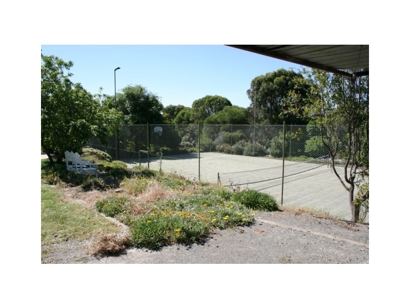 69 OAKRIDGE ROAD, Aberfoyle Park SA 5159