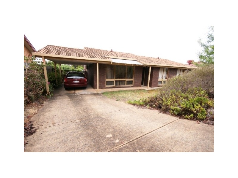 7 SERENADE CRESCENT, Aberfoyle Park SA 5159