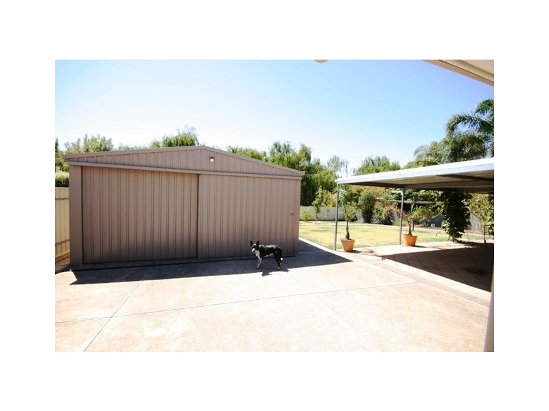31 GREENWILLOW CRESCENT, Happy Valley SA 5159