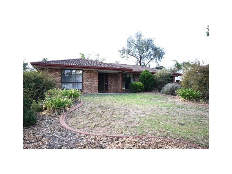 53 SUNNYMEAD DRIVE, Aberfoyle Park SA 5159