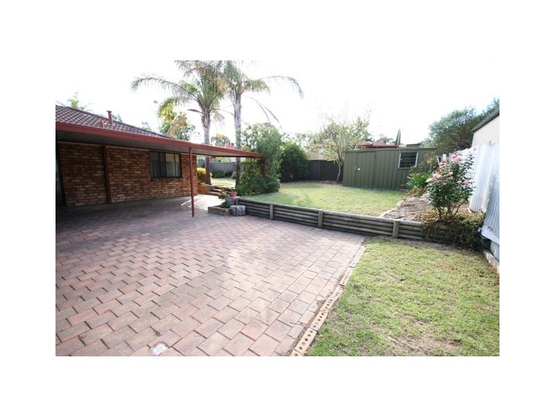 53 SUNNYMEAD DRIVE, Aberfoyle Park SA 5159